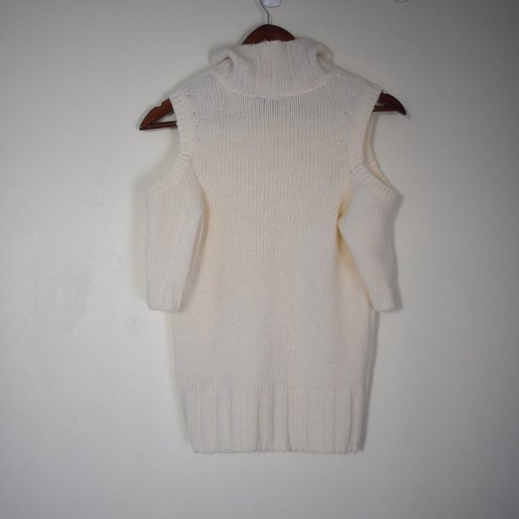 Express cream cold shoulder short sleeved turtleneck sweater knit - Picture 2 of 3